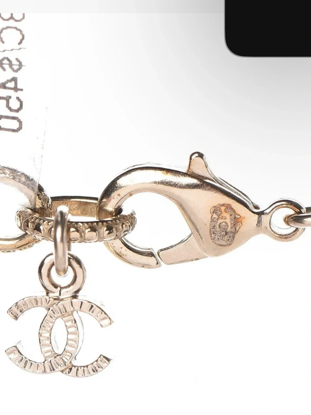 Chanel-Style Interlocking CC Pendant Necklace - Picture 4 of 4